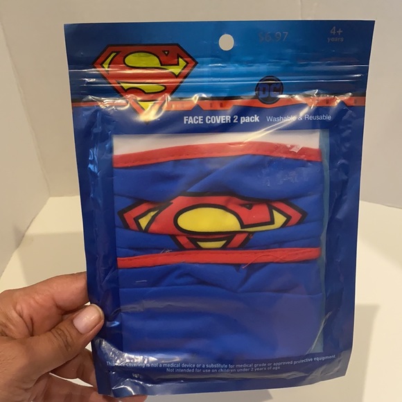 Lot of 4 DC Face Masks 2 Superman & 2 Batman NIP - Picture 6 of 8
